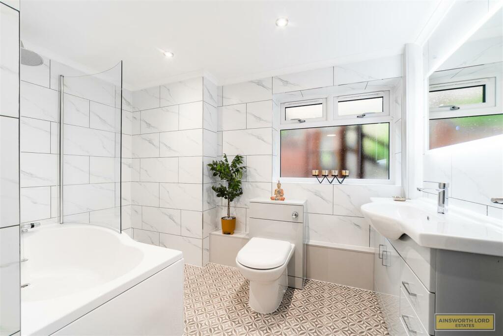 Additional image 26 of Sunnymere Drive, Darwen, Lancashire