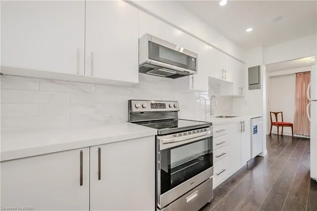 Additional image 14 of 1966 Main St Unit 1507