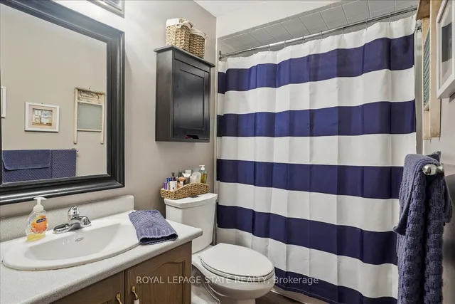 Additional image 34 of 126 Gurnett Dr