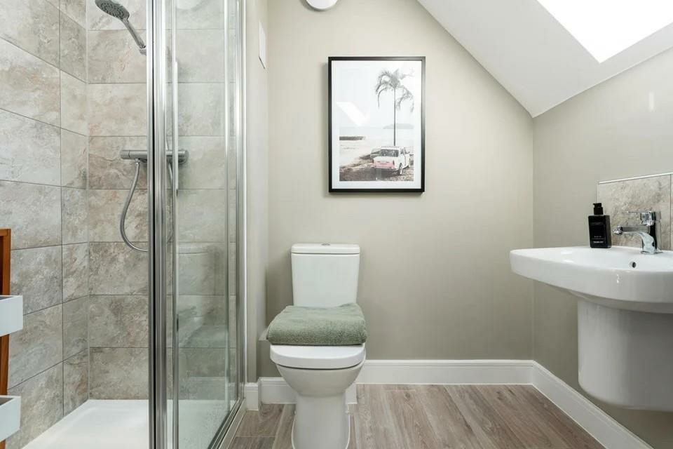 Additional image 11 of Broken Stone Road