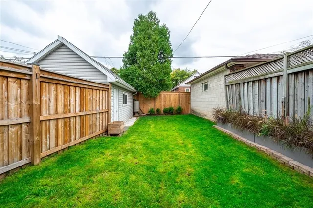 Additional image 33 of 305 WEXFORD Ave