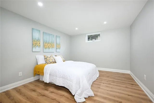 Additional image 33 of 12 SOLOMON Cres