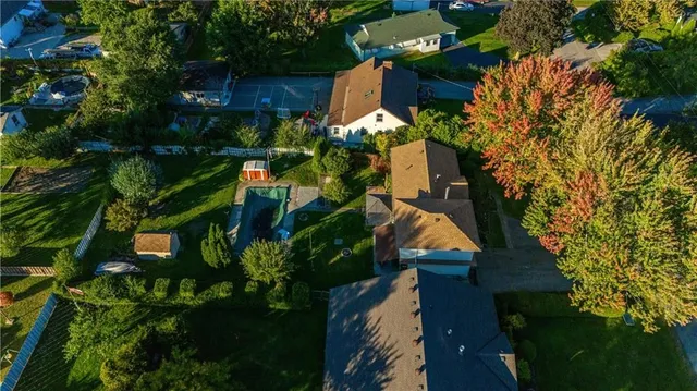 Additional image 41 of 329 MARGARET Ave