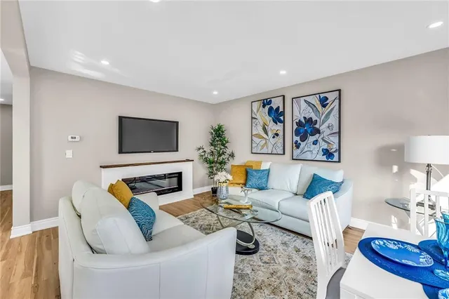 Additional image 19 of 165 BELLINGHAM Dr