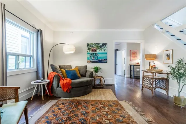 Additional image 7 of 195 ROSSLYN Ave