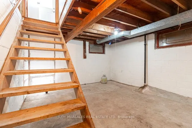 Additional image 32 of 325 Hunter St
