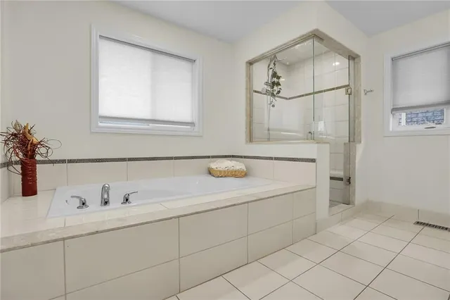 Additional image 20 of 183 CHAMBERS Dr