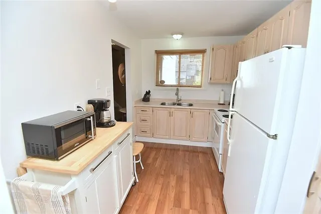 Additional image 14 of 880 LIMERIDGE Rd Unit 63