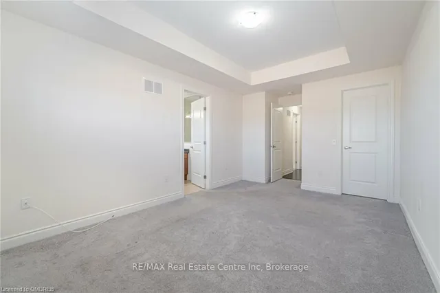 Additional image 29 of 84 HEMING Tr