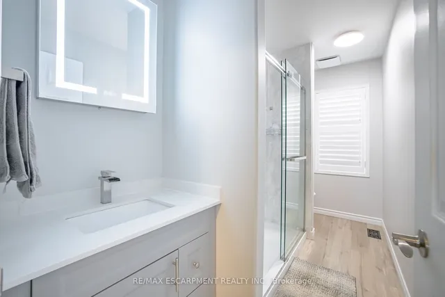 Additional image 21 of 93 BRADLEY Ave