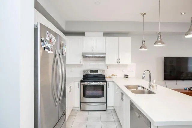 Additional image 24 of 81 HUGILL Way