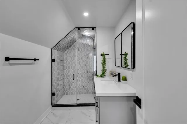 Additional image 26 of 1 ATHENS St