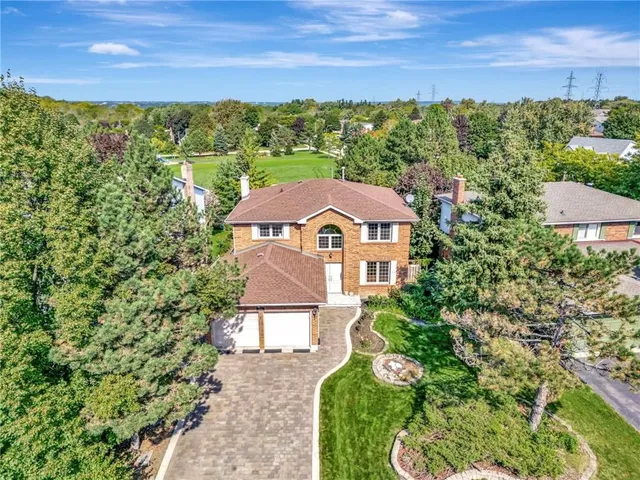 Additional image 3 of 210 BLUEBELL Cres