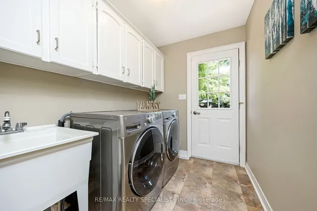 Additional image 19 of 6 Vanstraalen St