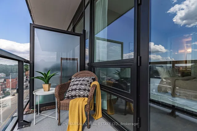 Additional image 29 of 101 Locke St Unit 504