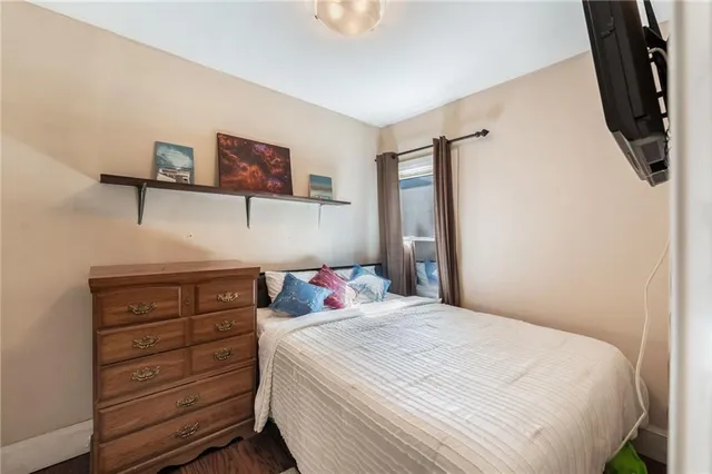 Additional image 35 of 21 SEVERN St