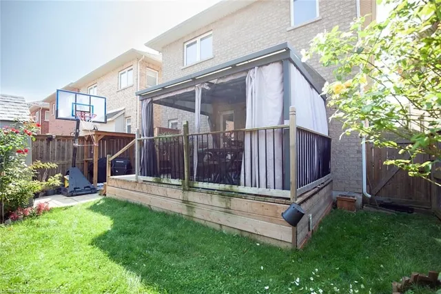 Additional image 42 of 20 Springstead Ave