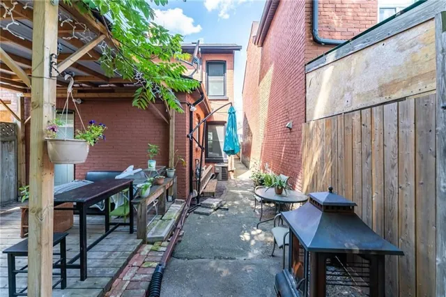 Additional image 44 of 21 SEVERN St