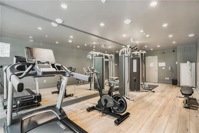 Additional image 35 of 467 CHARLTON Ave Unit 202