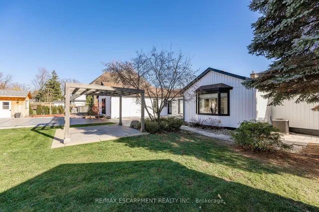 Additional image 25 of 106 Overdale Ave