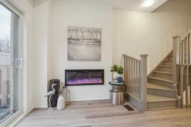 Additional image 9 of 527 SHAVER Rd Unit 16