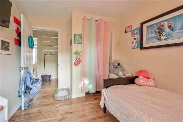 Additional image 13 of 139 Balsam Ave