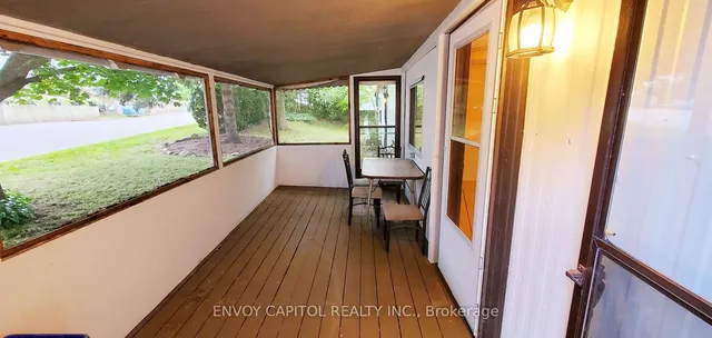 Additional image 6 of 105 Maple Cres