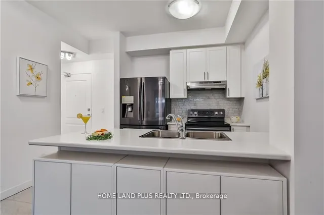 Additional image 10 of 81 Robinson St Unit 206