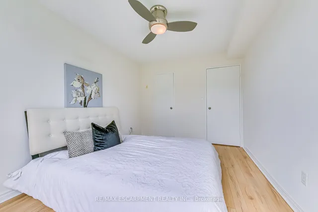 Additional image 19 of 150 Charlton Ave Unit 1205