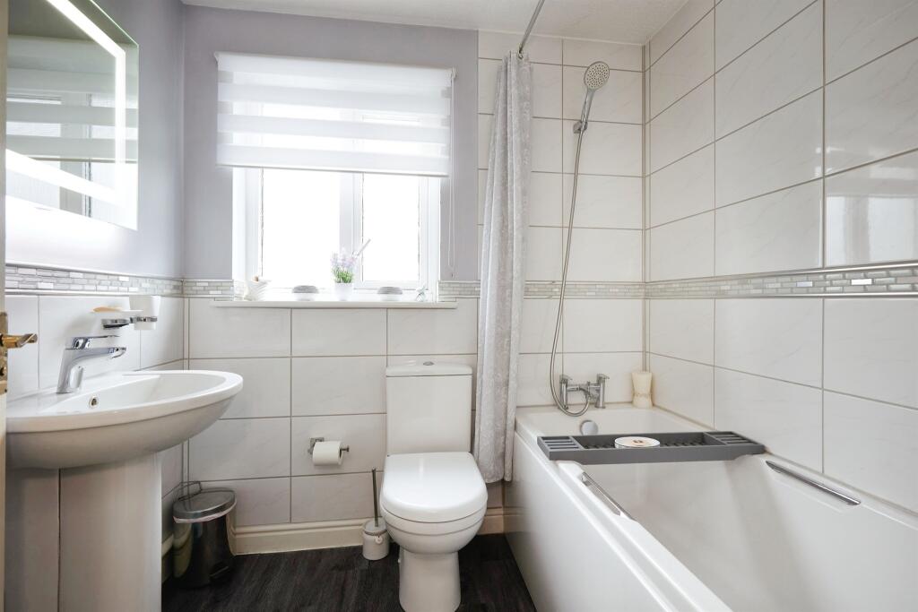 Additional image 14 of Grants Close, Wincanton