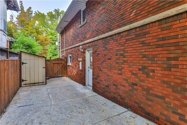 Additional image 40 of 162 DELAWARE Ave