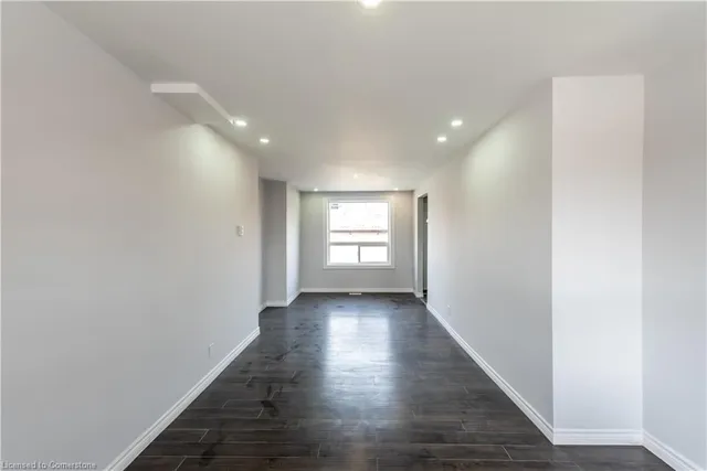 Additional image 28 of 49 Cameron Ave