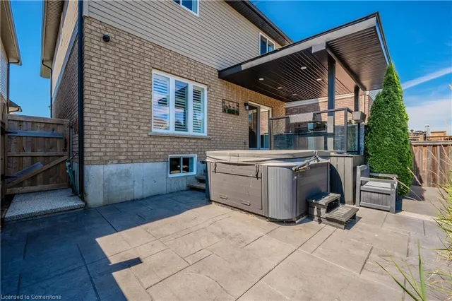 Additional image 9 of 47 Whistler St