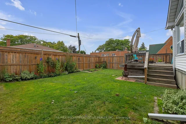 Additional image 38 of 10 Warren Ave