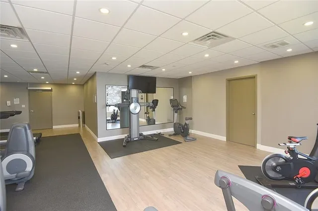 Additional image 33 of 101 SHOREVIEW Pl Unit 214