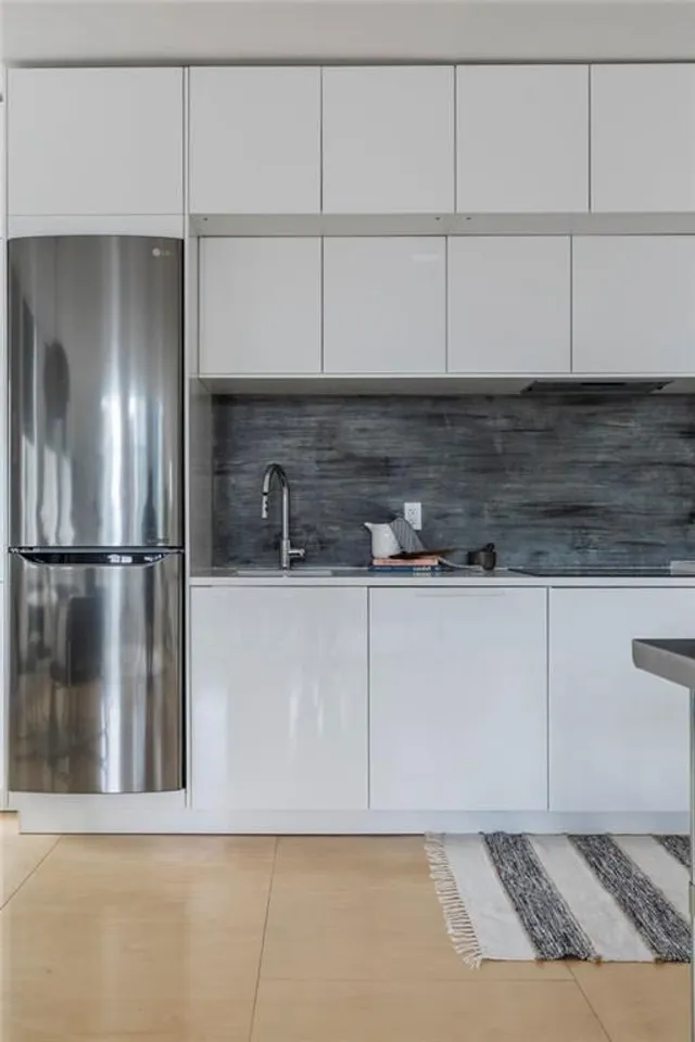 Additional image 15 of 36 JAMES St Unit 702