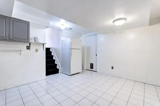 Additional image 41 of 591 TEMPLEMEAD Dr