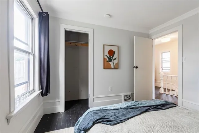 Additional image 35 of 195 ROSSLYN Ave