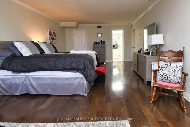 Additional image 22 of 150 Wilson St Unit PH3