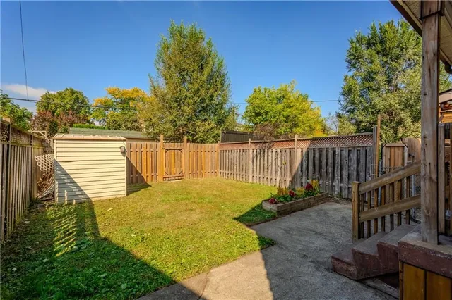 Additional image 24 of 209 WEIR St