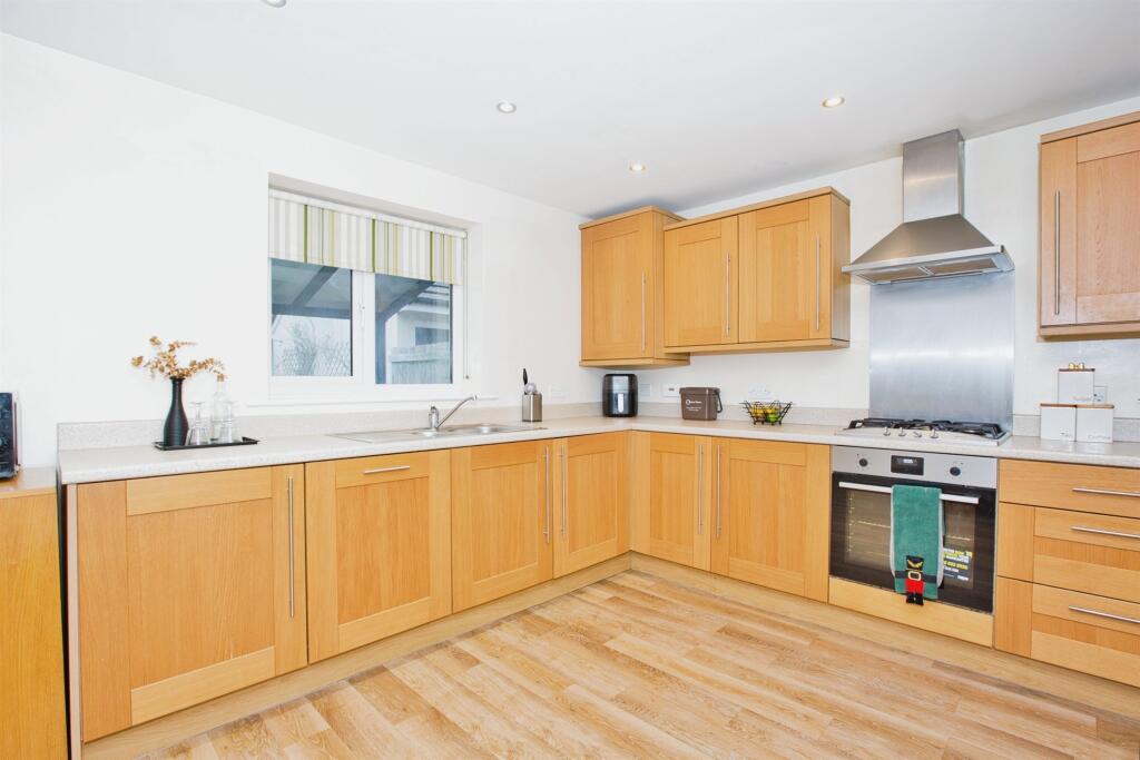 Additional image 13 of Harbin Close, Yeovil