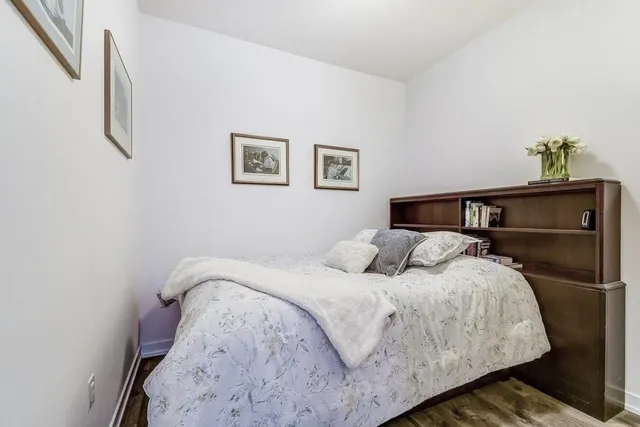 Additional image 14 of 125 SHOREVIEW Pl Unit 627