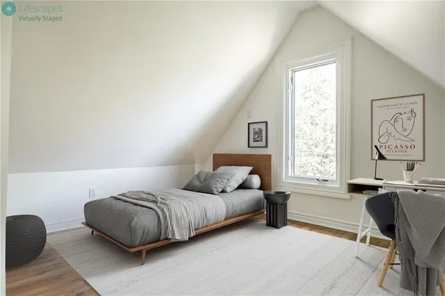 Additional image 41 of 235 YOUNG St