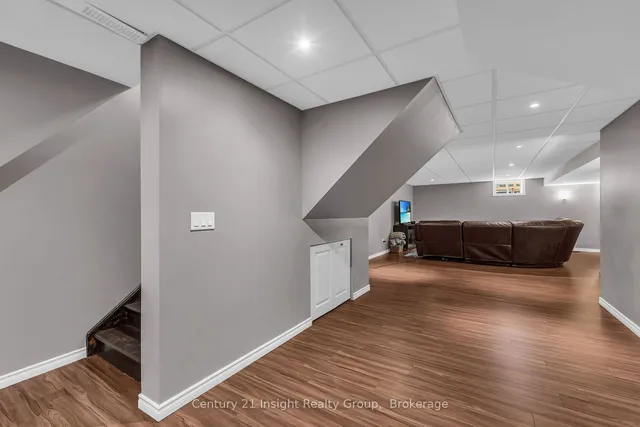 Additional image 33 of 211 Vinton Rd