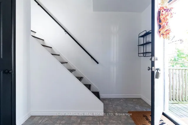 Additional image 2 of 325 Hunter St