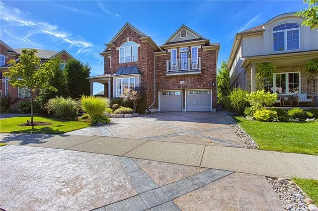 Additional image 2 of 261 MONTREAL Cir