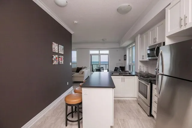 Additional image 6 of 101 SHOREVIEW PLACE Unit 608
