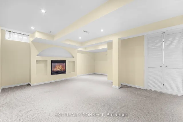 Additional image 18 of 2 Royalwood Crt Unit 59