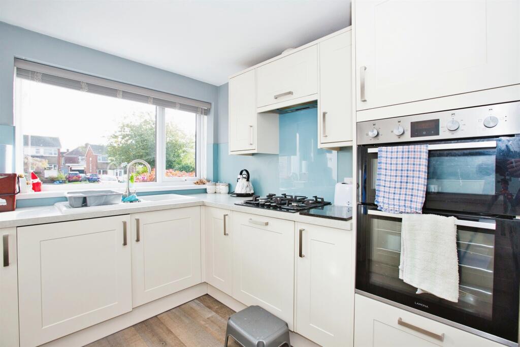 Additional image 18 of Burroughes Avenue, Yeovil