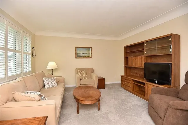 Additional image 10 of 350 FENNELL Ave